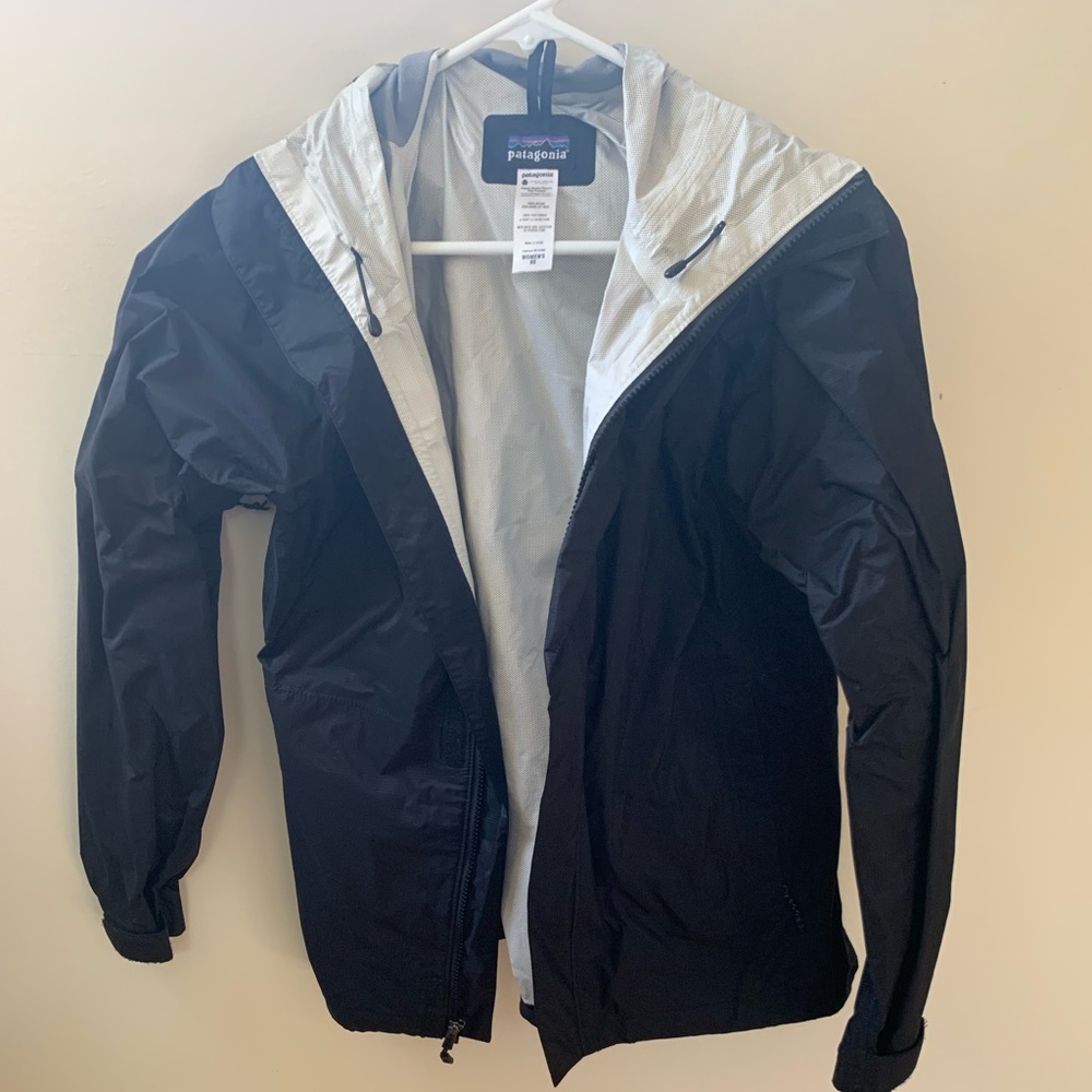 Patagonia Torrentshell Rain Jacket, Black, Women’s XS